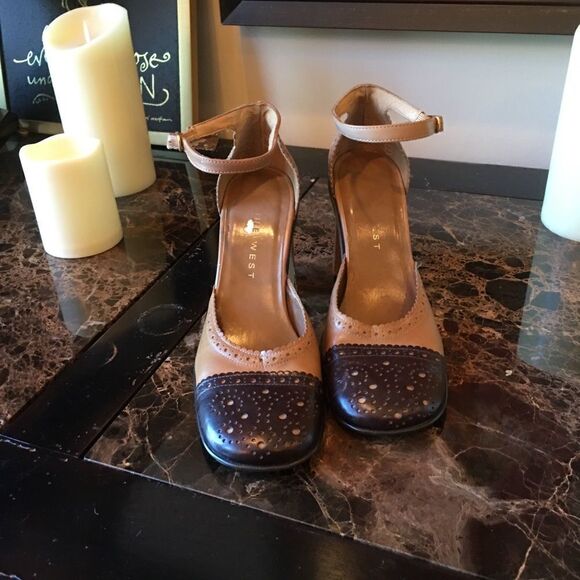 GORGEOUS BROWN Block Heels - Picture 8 of 8